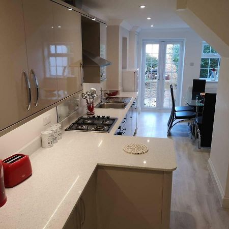 Guildford Town House别墅 外观 照片
